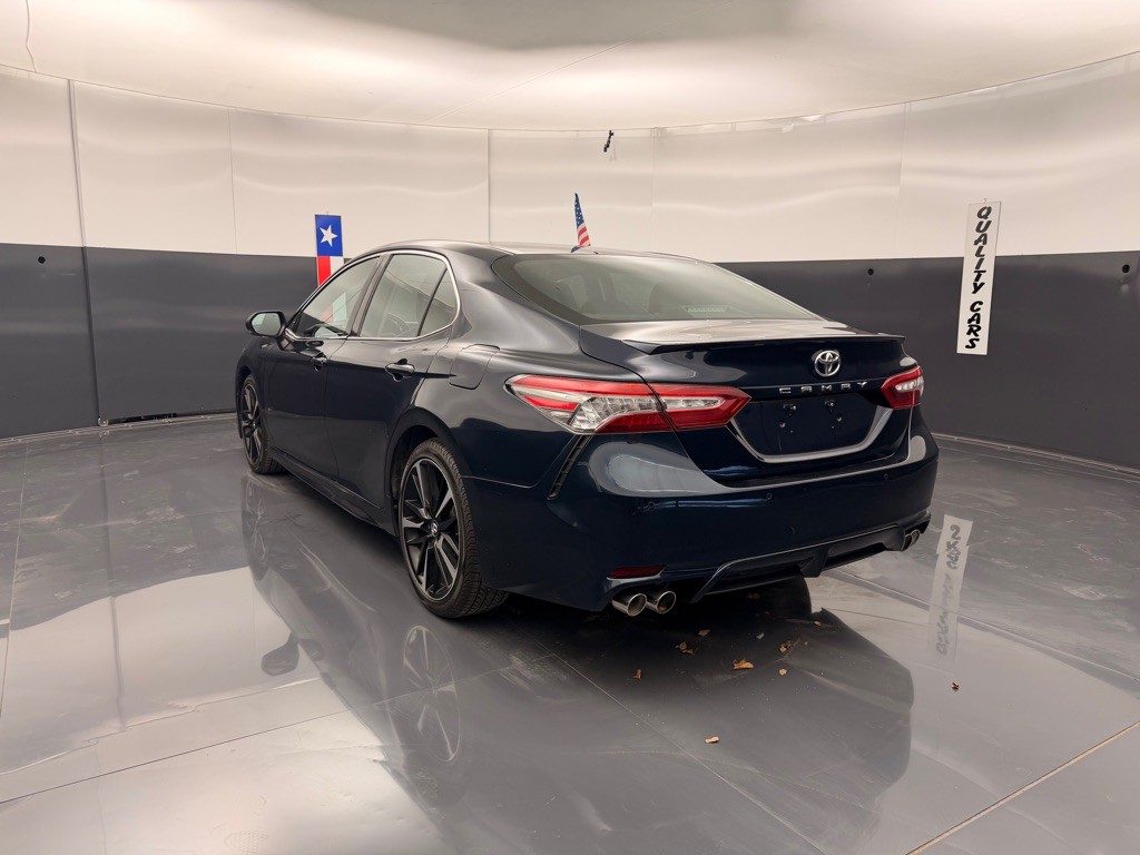 2018 Toyota Camry Image 7