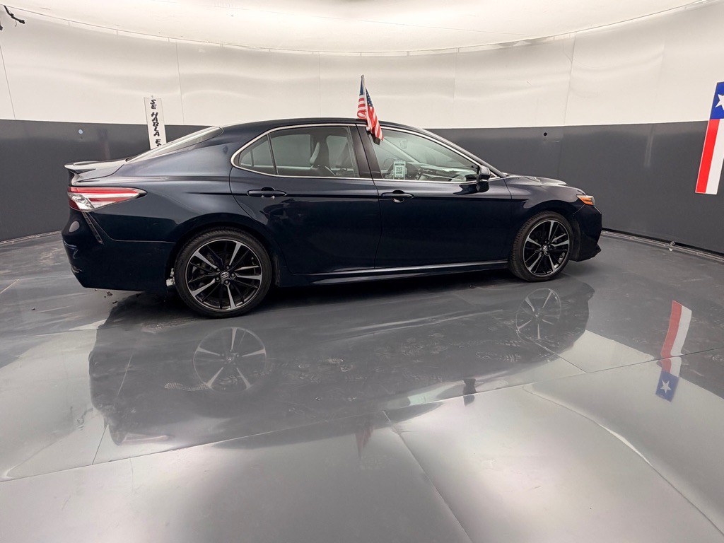 2018 Toyota Camry Image 9