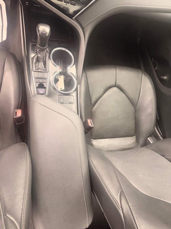 2018 Toyota Camry Image 13