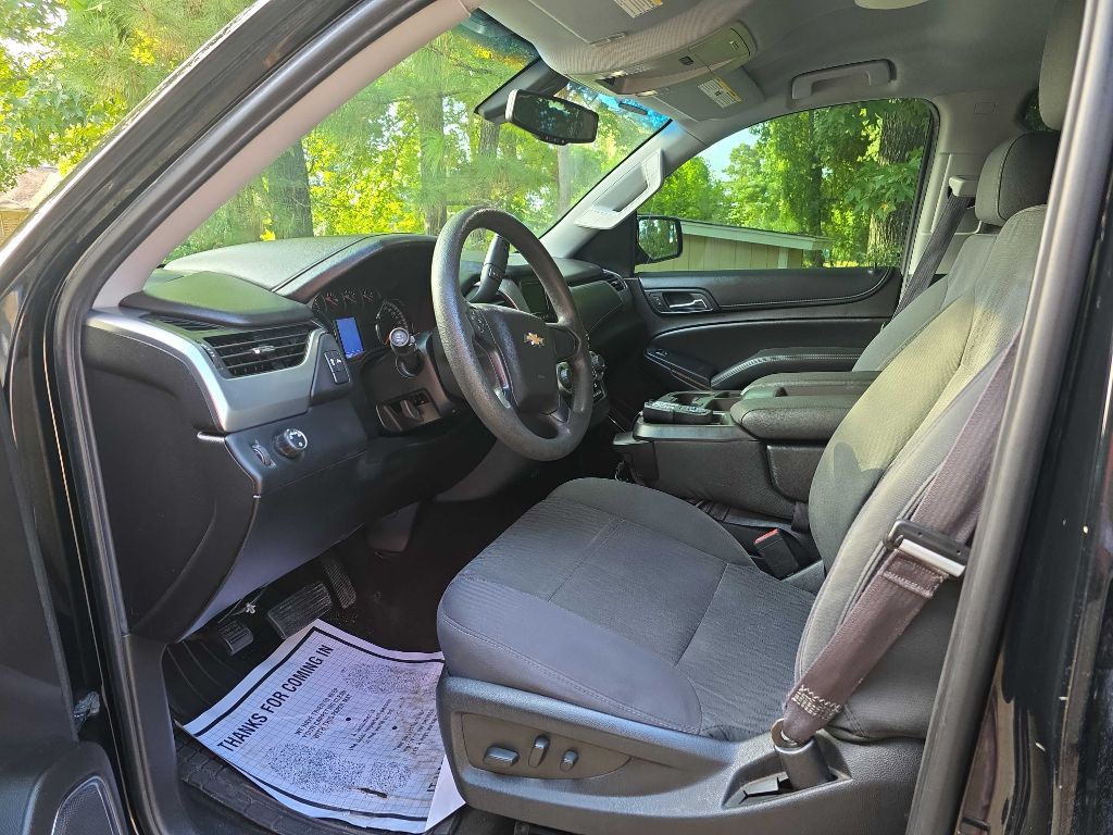 2017 Chevrolet Tahoe Image 3