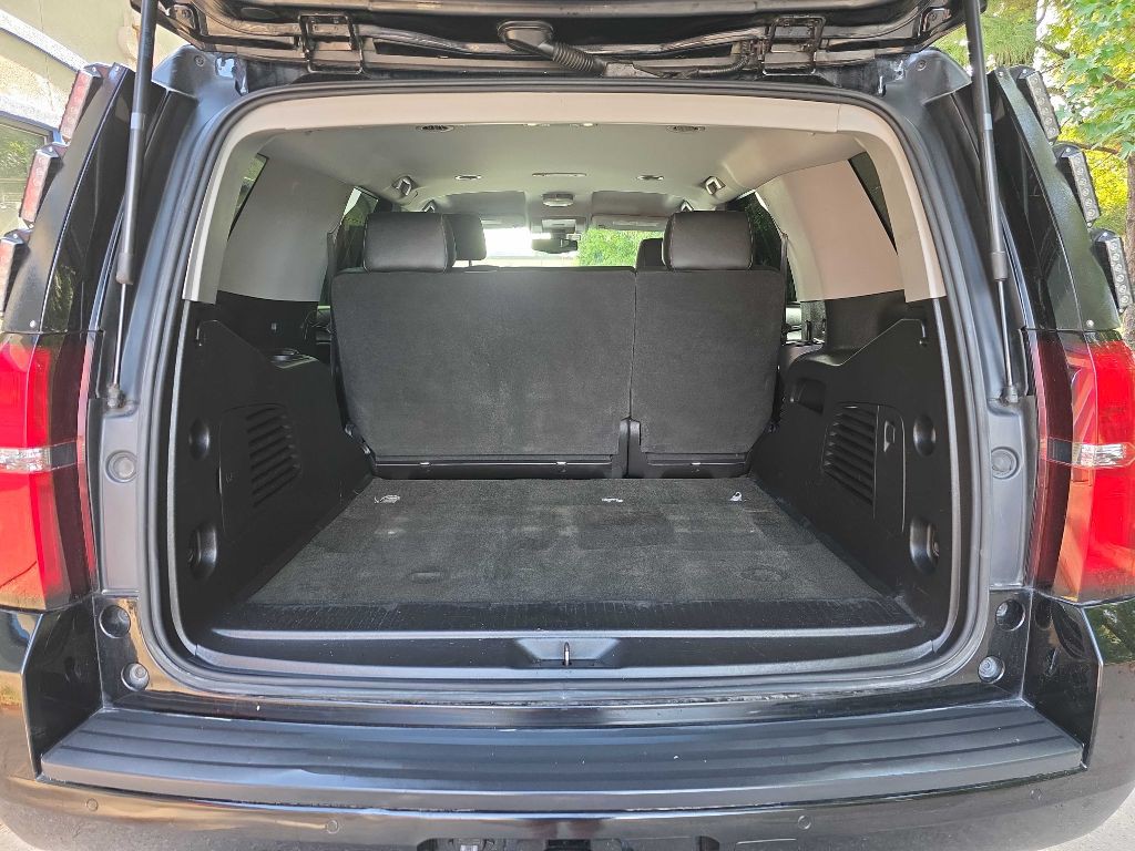 2017 Chevrolet Tahoe Image 8