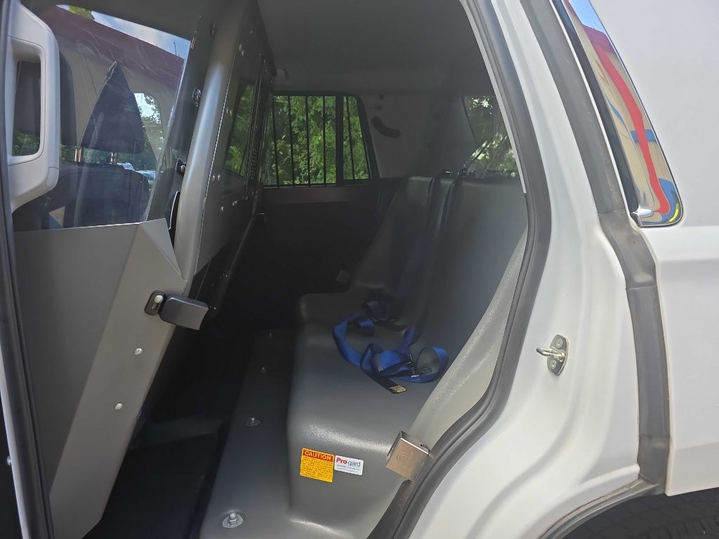 2017 Chevrolet Tahoe Image 3