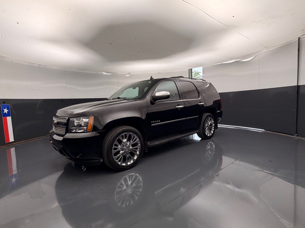 2011 Chevrolet Tahoe Image 1