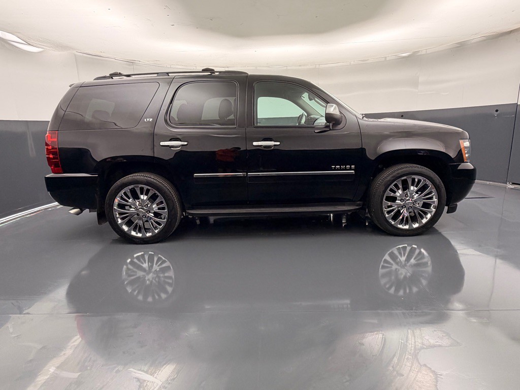 2011 Chevrolet Tahoe Image 4