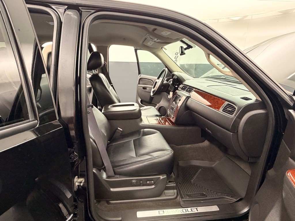 2011 Chevrolet Tahoe Image 15