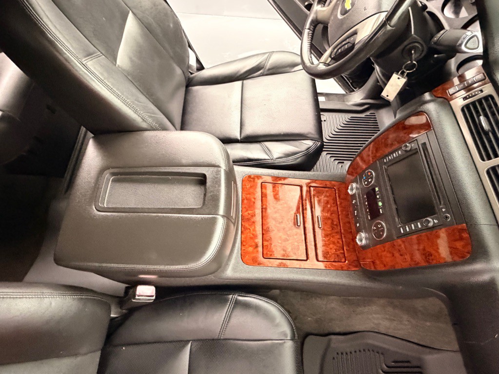 2011 Chevrolet Tahoe Image 18