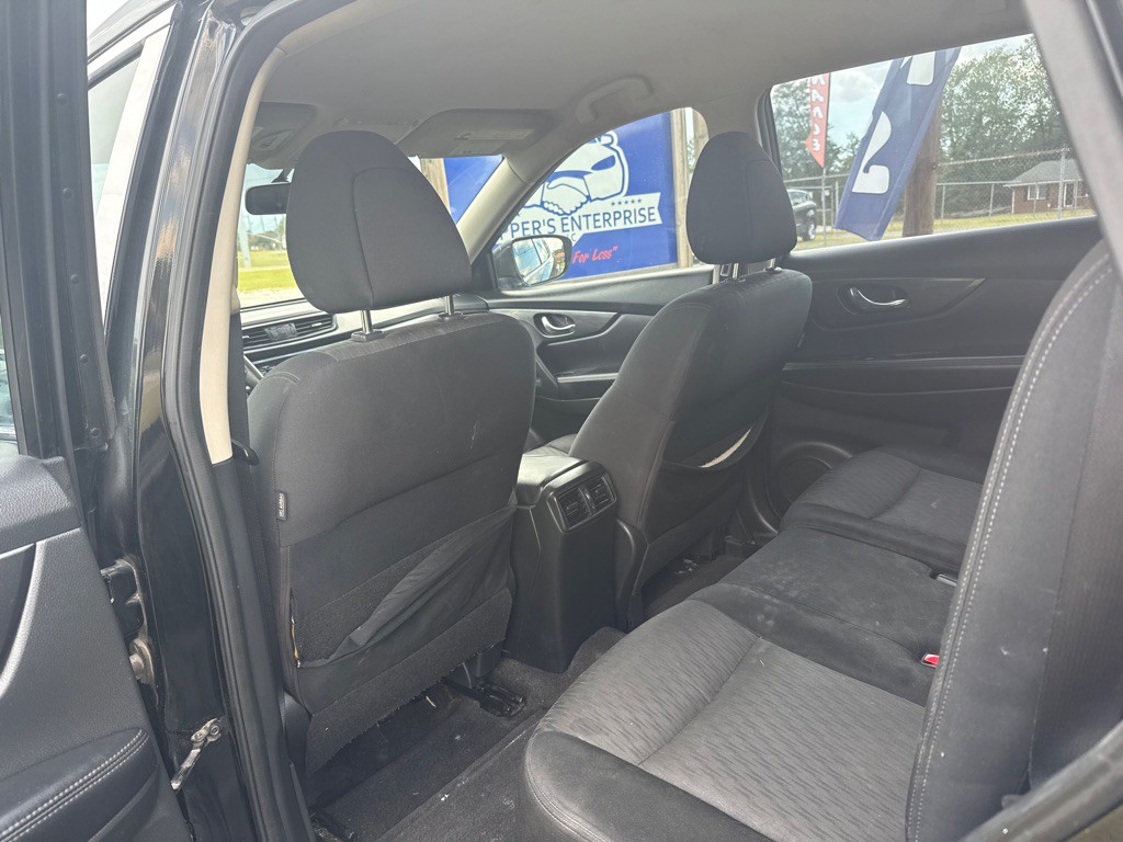 2018 Nissan Rogue Image 10