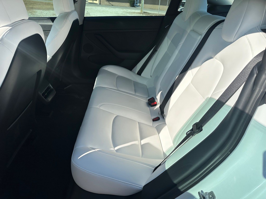 2021 Tesla Model 3 Image 12