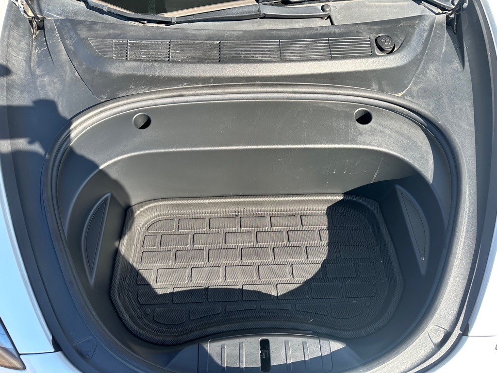 2021 Tesla Model 3 Image 16
