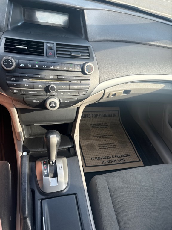 2009 Honda Accord Image 9