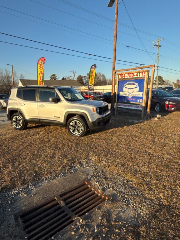 2015 Jeep Renegade Image 13