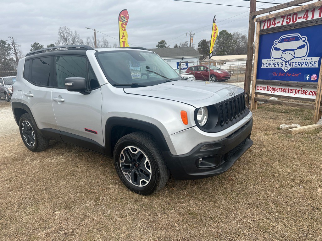 2015 Jeep Renegade Image 16