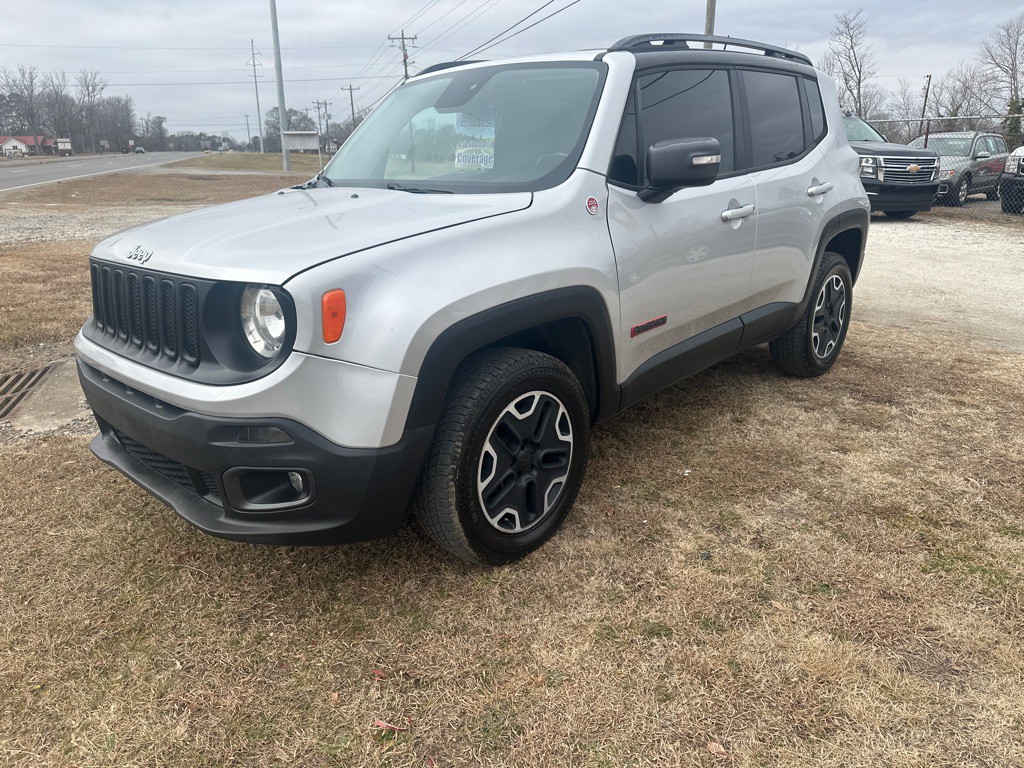 2015 Jeep Renegade Image 18