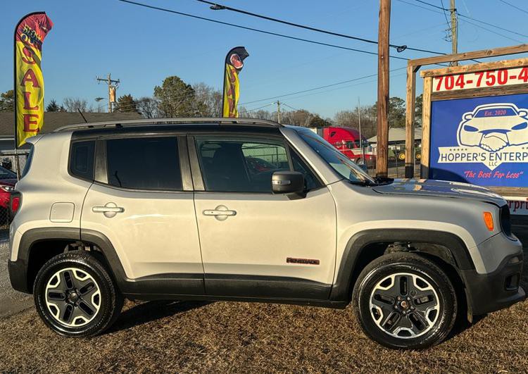 2015 Jeep Renegade Image 10