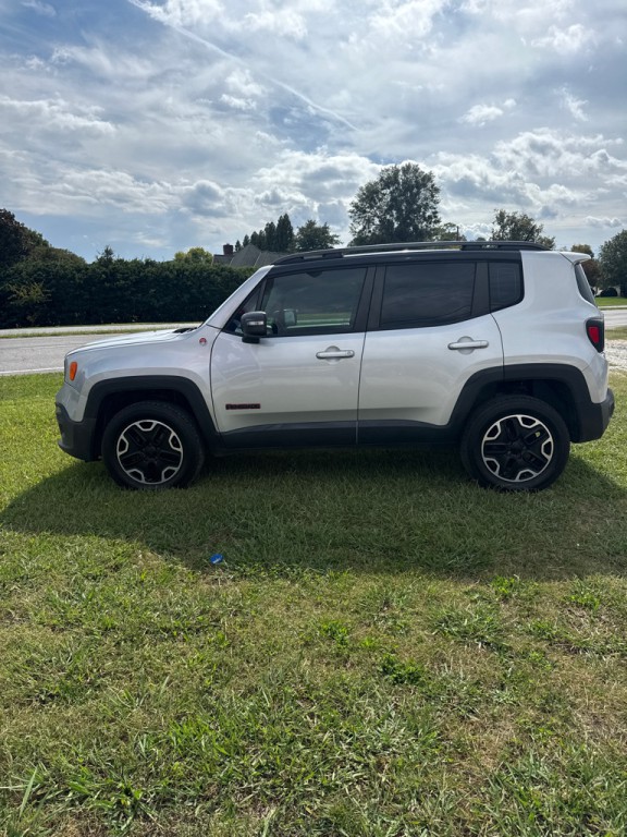 2015 Jeep Renegade Image 30
