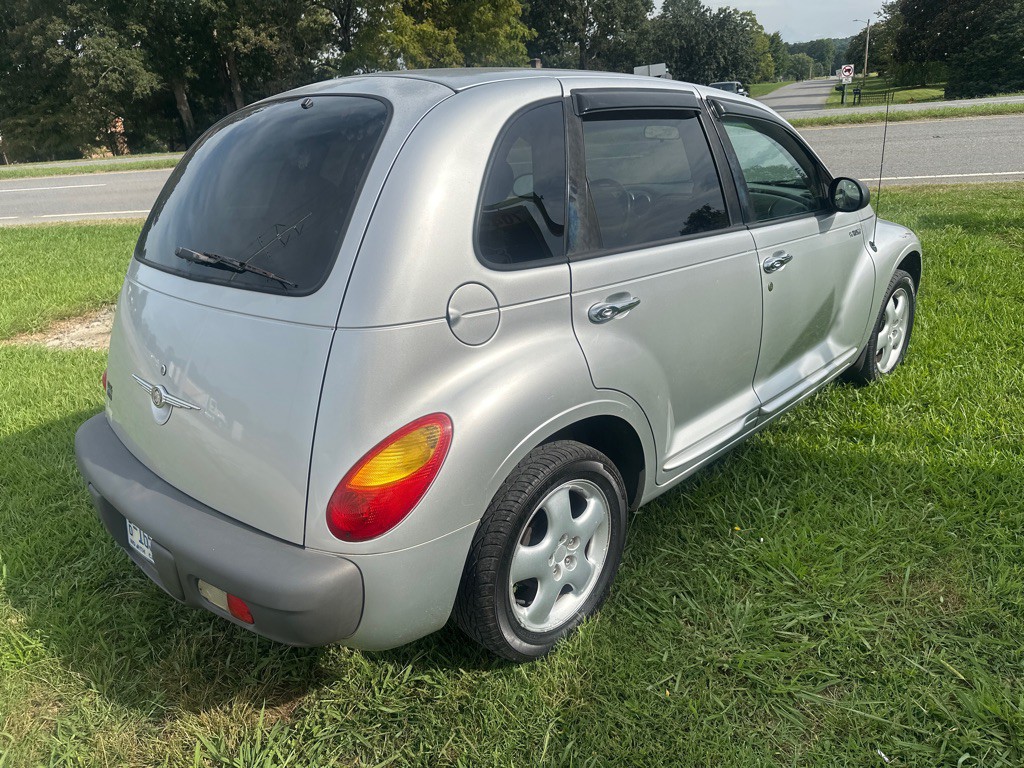 2002 Chrysler PT Cruiser Image 7
