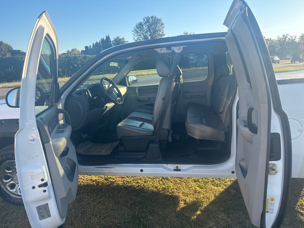 2009 Chevrolet Silverado 1500 Image 12