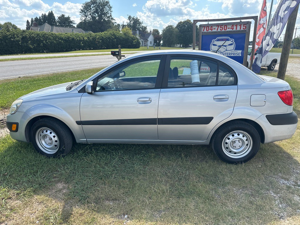2009 Kia Rio Image 1