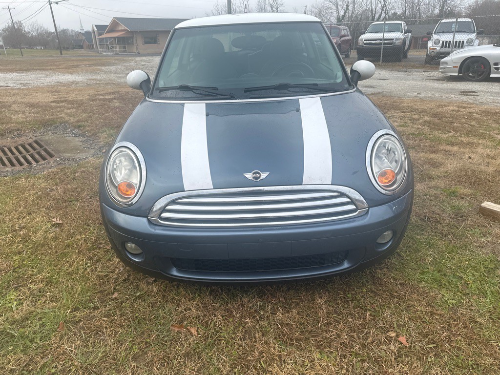 2010 MINI Cooper Image 3