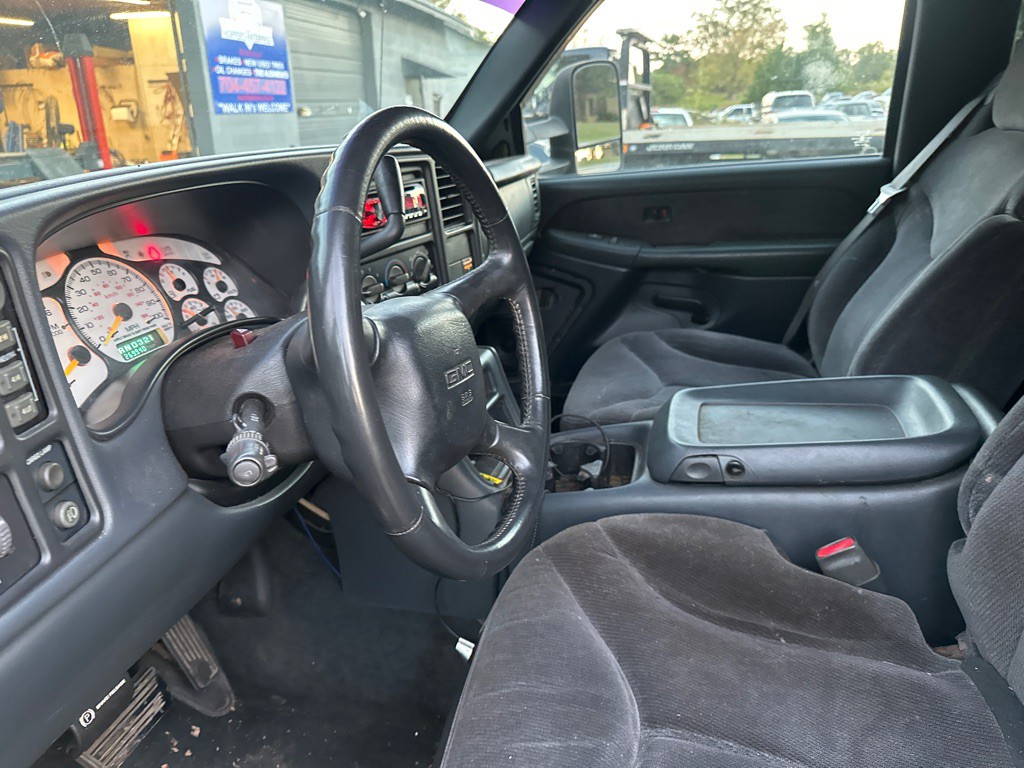 1999 GMC Sierra 1500 Image 11