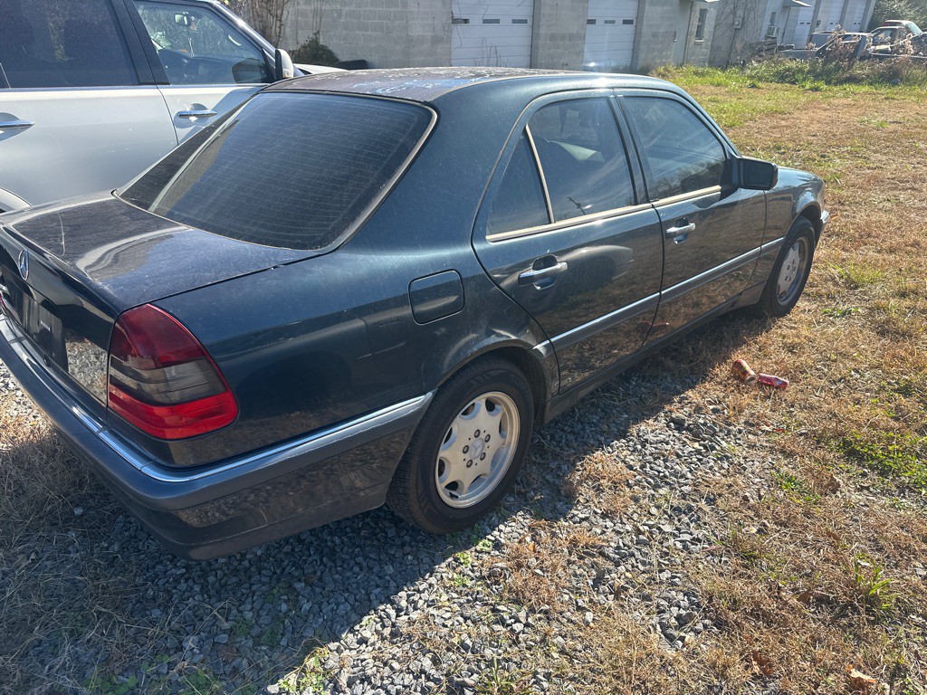 1998 Mercedes-Benz C-Class Image 3