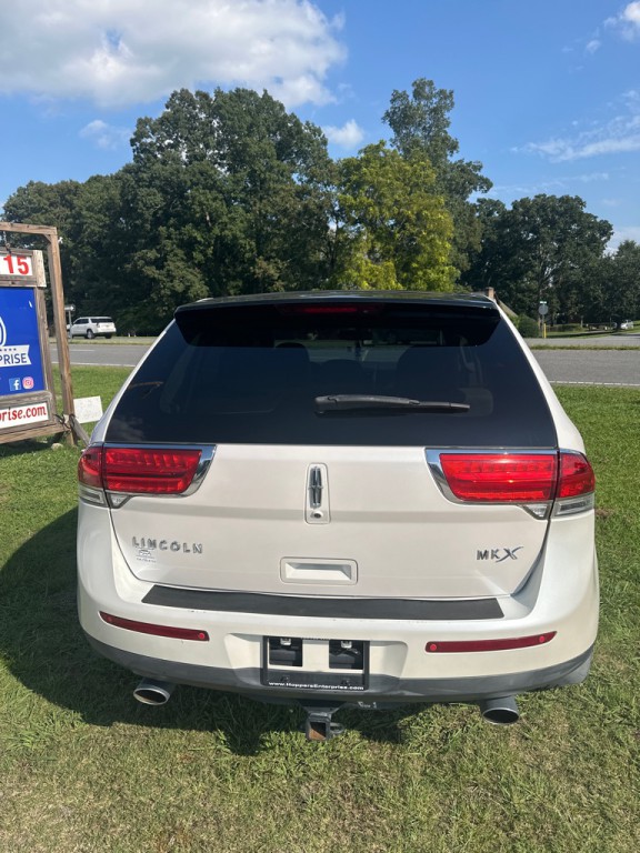 2011 Lincoln MKX Image 2