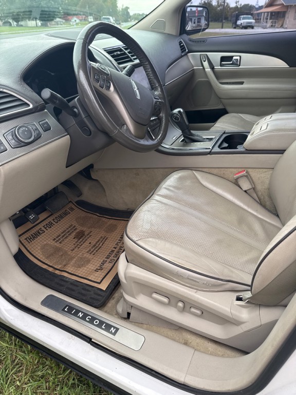 2011 Lincoln MKX Image 17