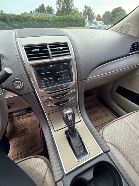2011 Lincoln MKX Image 19