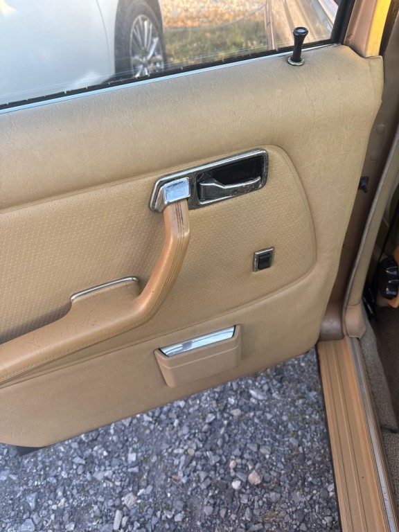 1980 Mercedes-Benz 300-Class Image 35