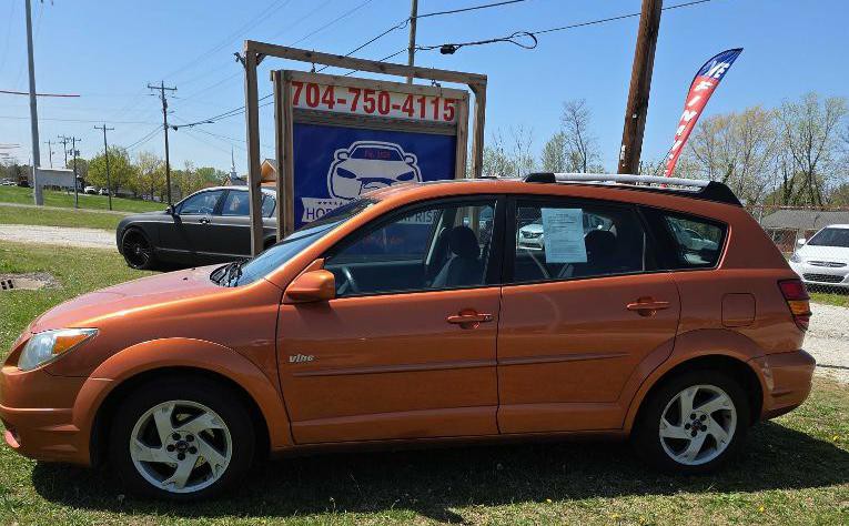 2005 Pontiac Vibe Image 8