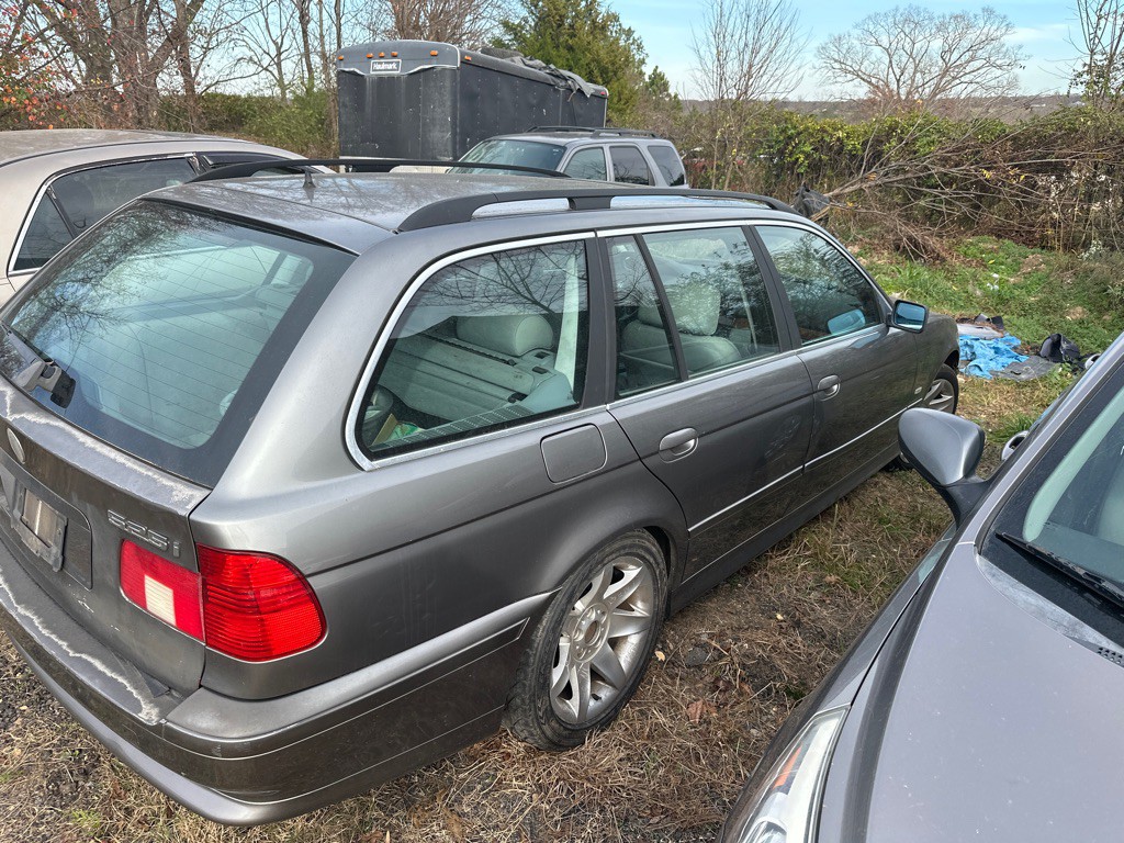 2003 BMW 5 Series Image 3