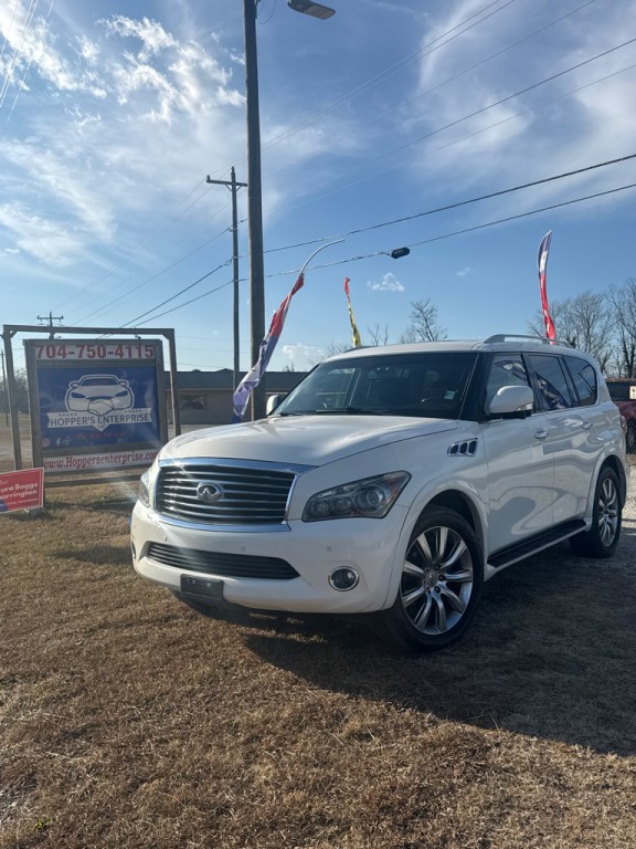 2013 INFINITI QX56 Image 4