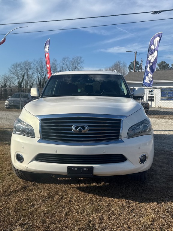 2013 INFINITI QX56 Image 5