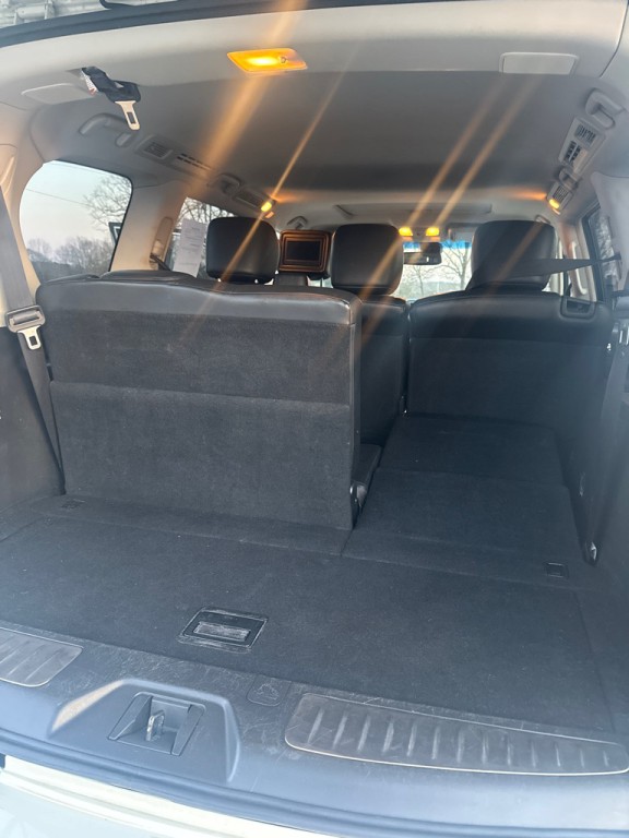 2013 INFINITI QX56 Image 15