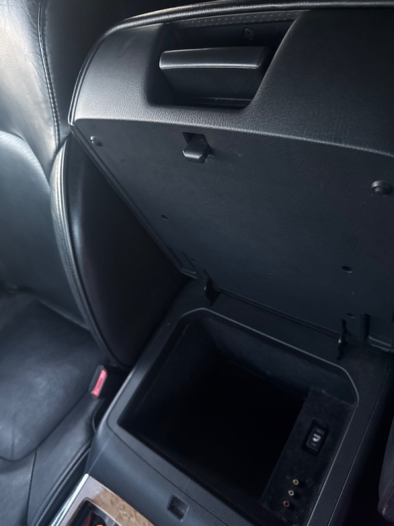 2013 INFINITI QX56 Image 27