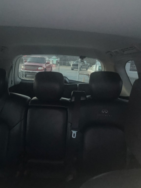 2013 INFINITI QX56 Image 30