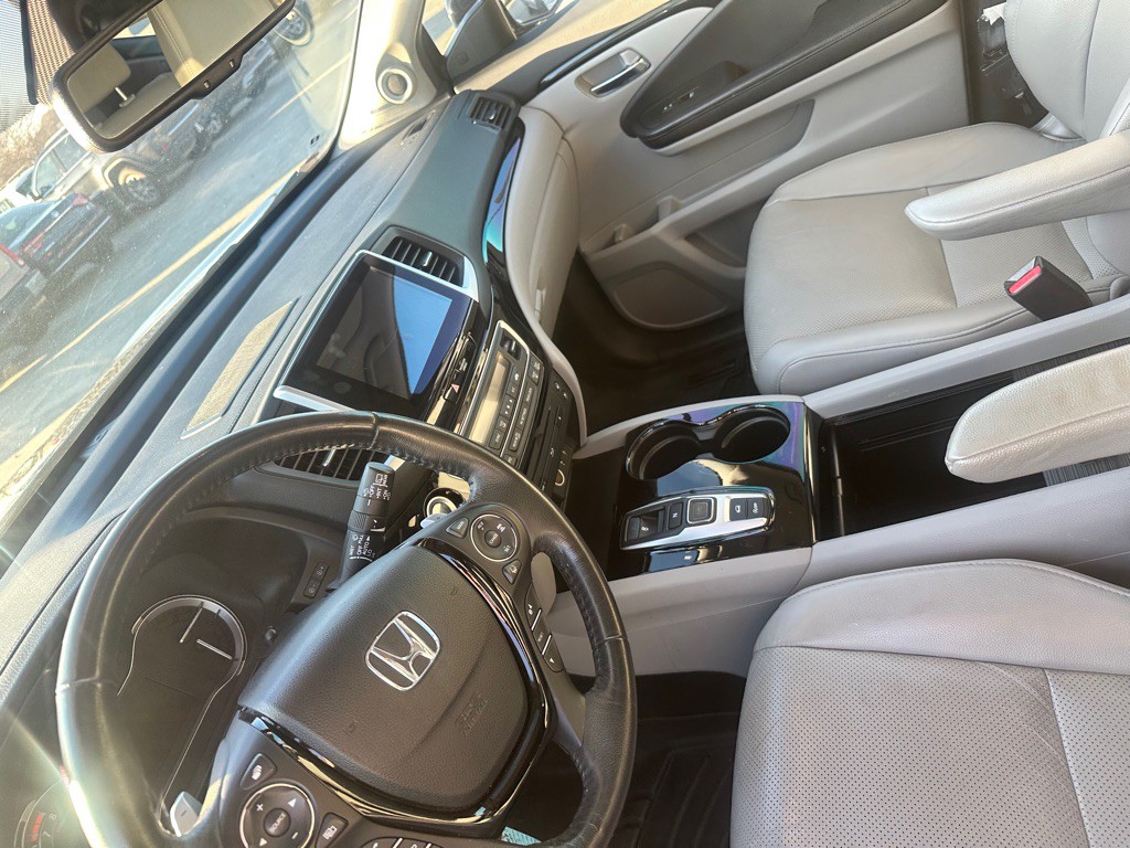 2016 Honda Pilot Image 9