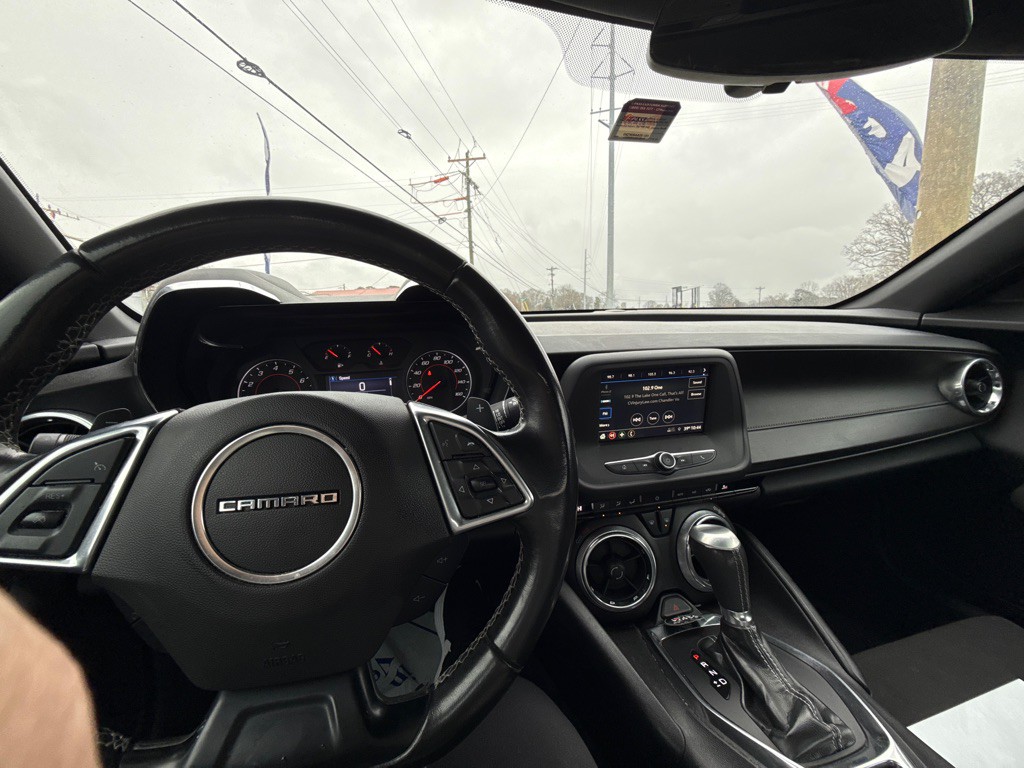 2019 Chevrolet Camaro Image 7