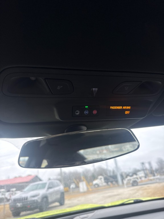 2019 Chevrolet Camaro Image 10