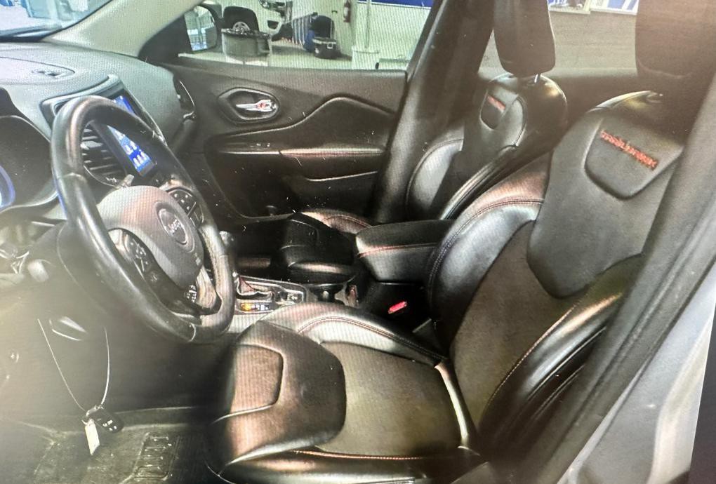 2019 Jeep Cherokee Image 4