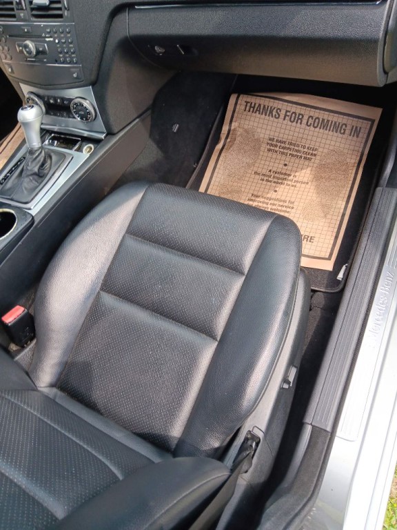2008 Mercedes-Benz C-Class Image 7