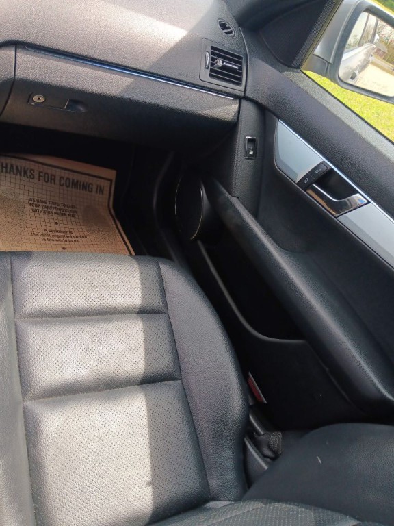 2008 Mercedes-Benz C-Class Image 11