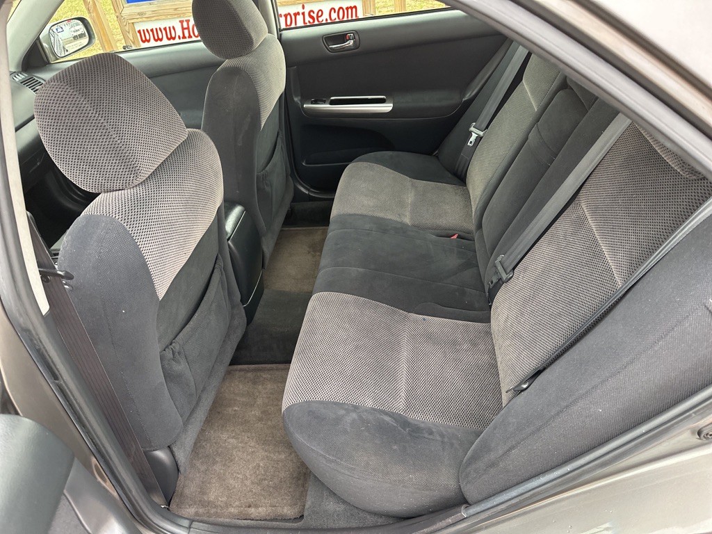 2005 Toyota Camry Image 11