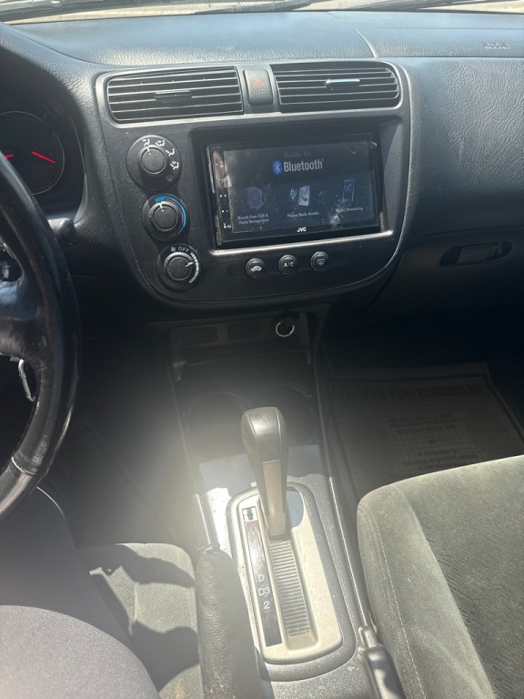 2005 Honda Civic Image 8