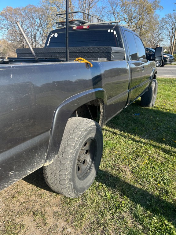 2004 Chevrolet Silverado 1500 Image 6