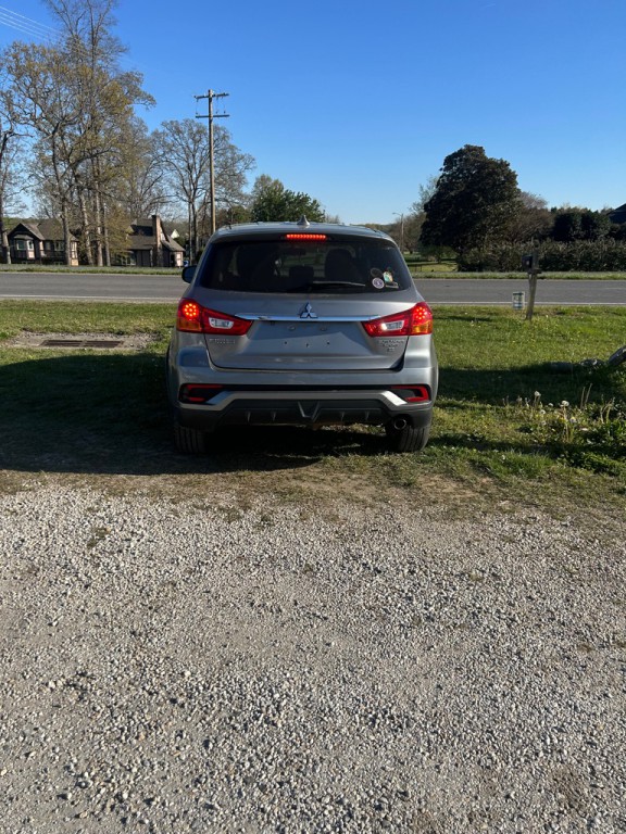 2019 Mitsubishi Outlander Image 10