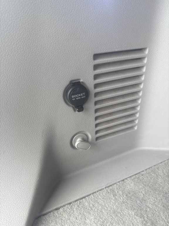 2015 Nissan Quest Image 7