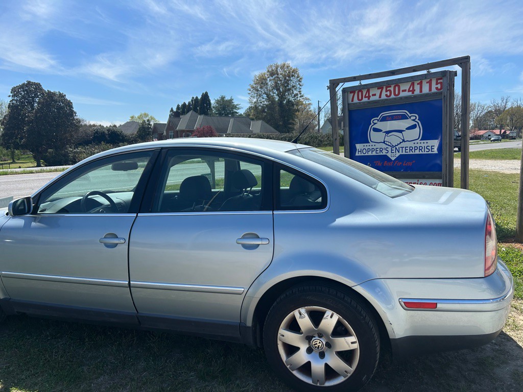 2003 Volkswagen Passat Image 2