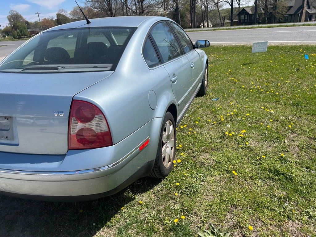 2003 Volkswagen Passat Image 5