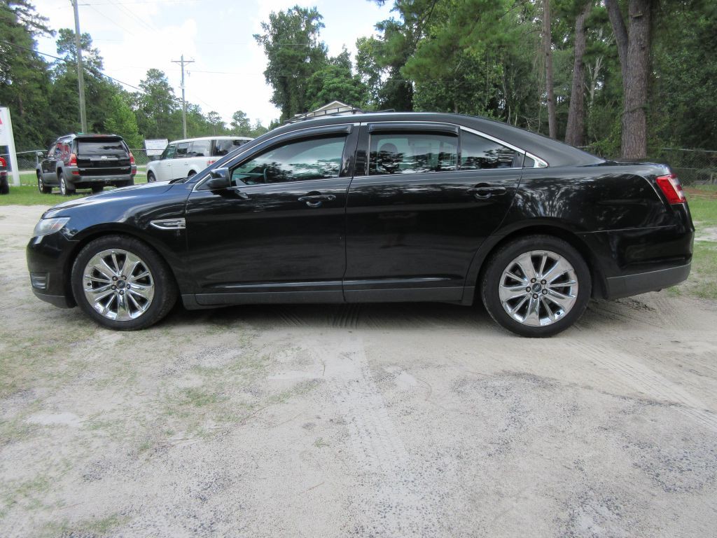 2013 Ford Taurus Image 8